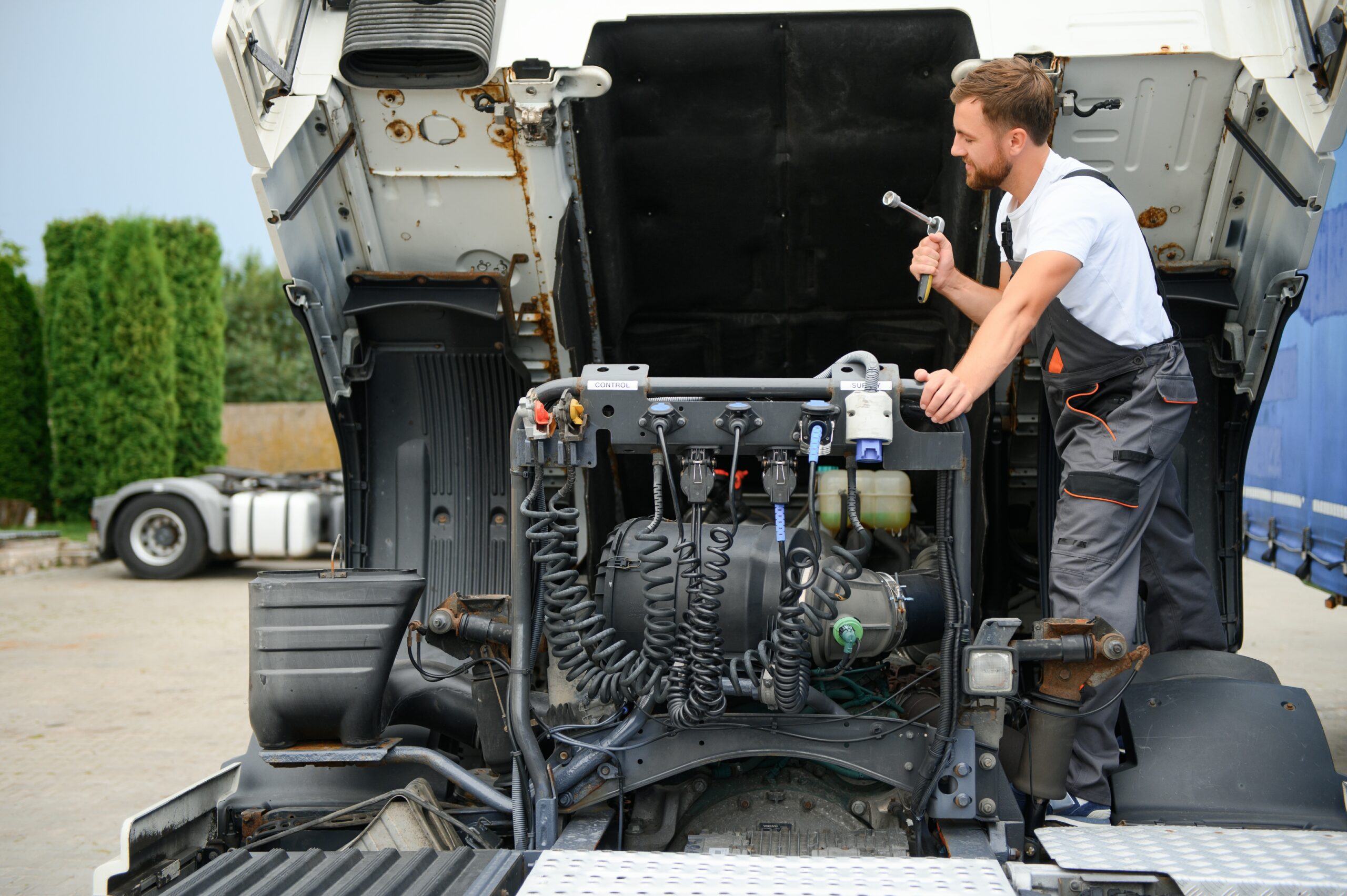 Commercial Truck Repair - How to Choose the Right Service Center