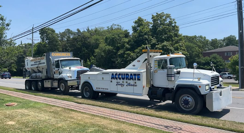 Emergency Roadside Truck Service: What to Expect